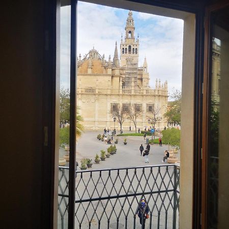 Luxury Apartment With Views To Alcazar, Cathedral And Giralda. Севілья Екстер'єр фото