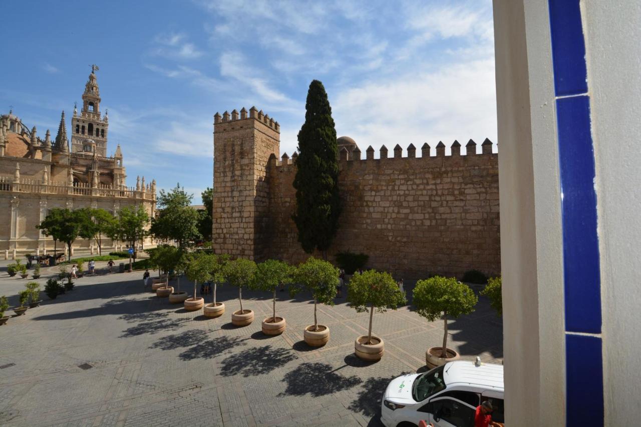 Luxury Apartment With Views To Alcazar, Cathedral And Giralda. Севілья Екстер'єр фото