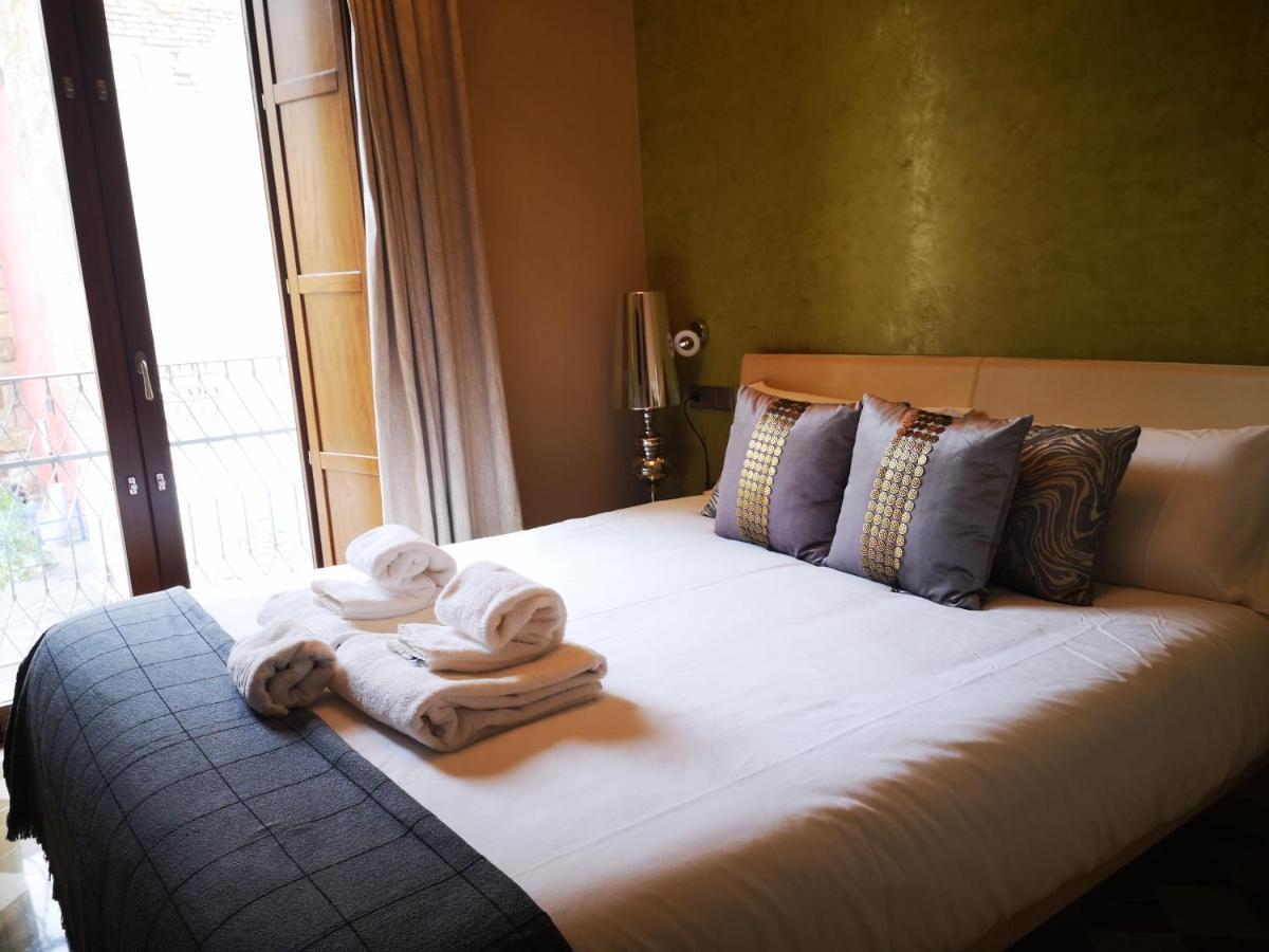 Luxury Apartment With Views To Alcazar, Cathedral And Giralda. Севілья Екстер'єр фото
